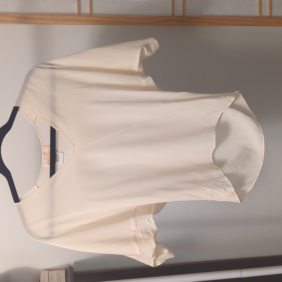 100% Silk Vintage Blouse - Picture 1 of 3